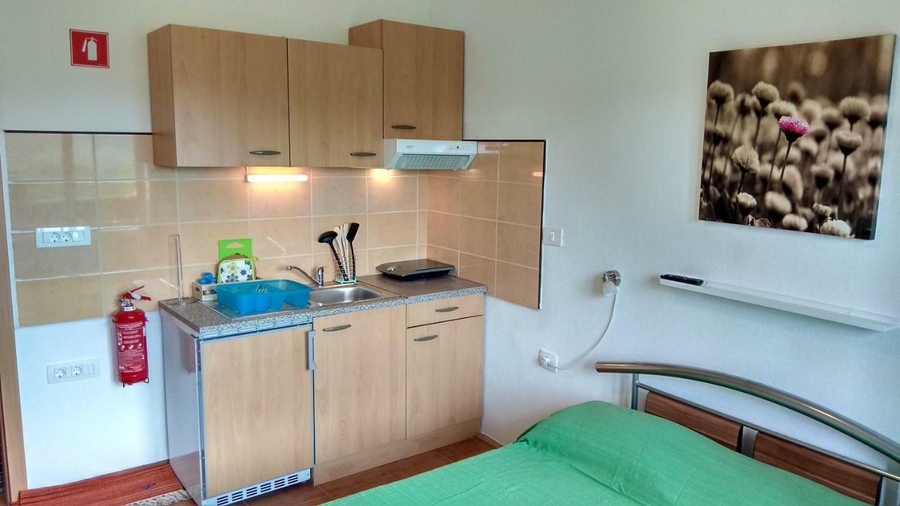 Apartmaji Suhorje Екстериор снимка